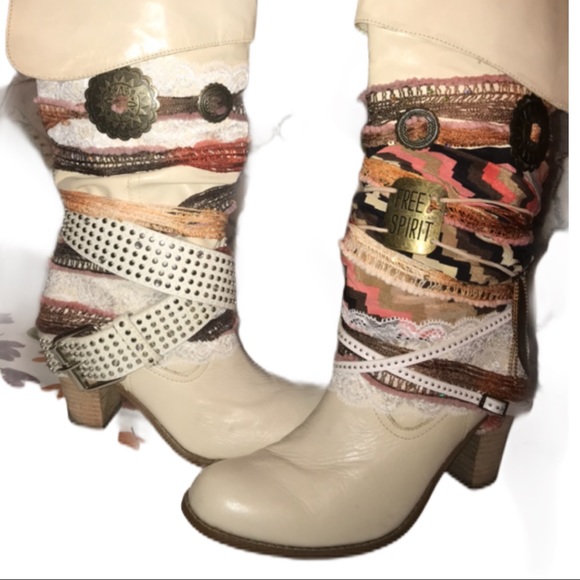 Vintage Boho Cream Boots - Picture 8 of 8
